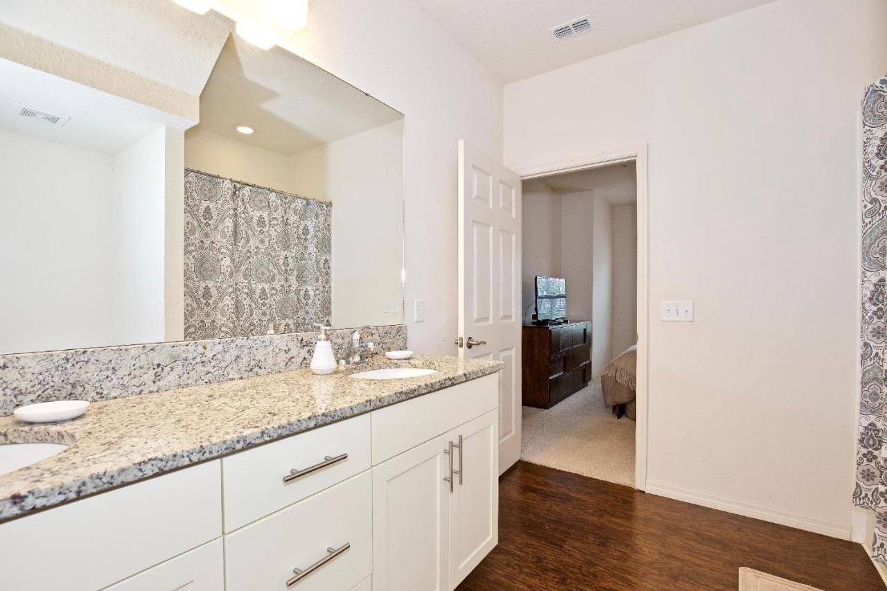 Great And Practical Townhouse In Gated Community, Sleeps 6 10 Min To Disney! Орландо Екстер'єр фото